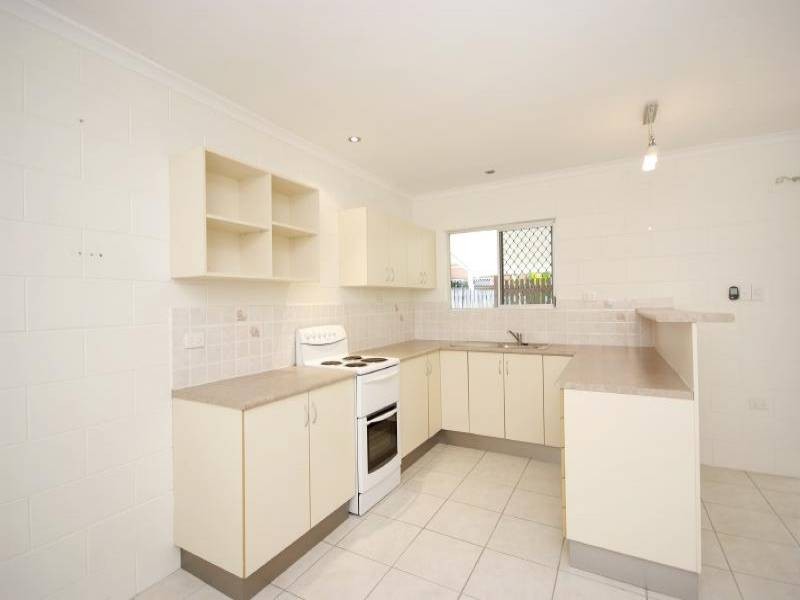 177 Greenslopes Street, Edge Hill QLD 4870