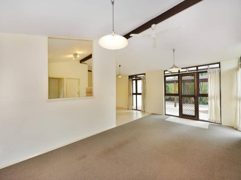 18 Torrance Avenue, Edge Hill QLD 4870