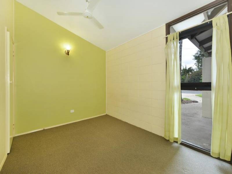 18 Torrance Avenue, Edge Hill QLD 4870