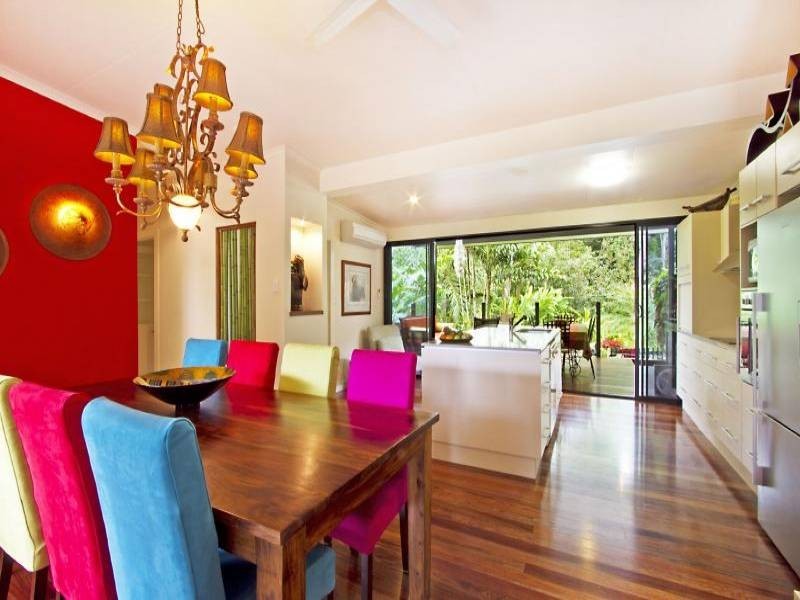 66 Hutchinson Street, Whitfield QLD 4870