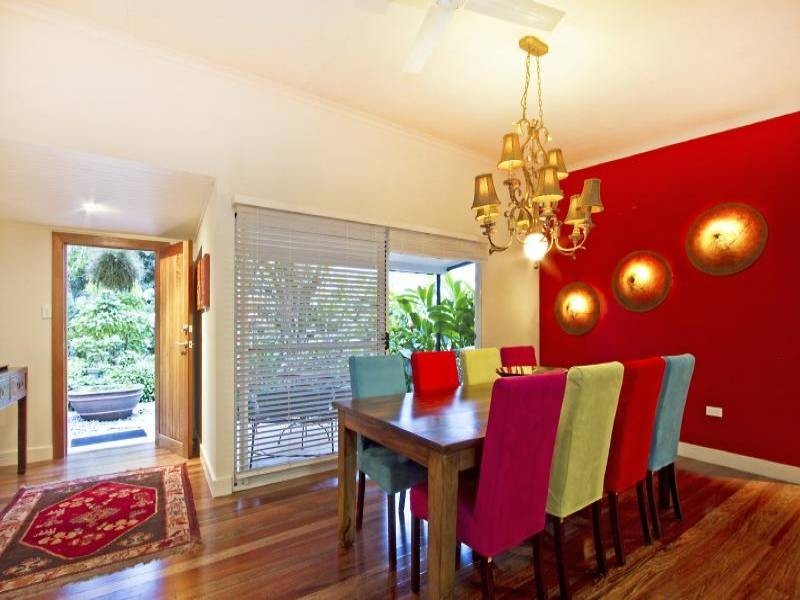 66 Hutchinson Street, Whitfield QLD 4870