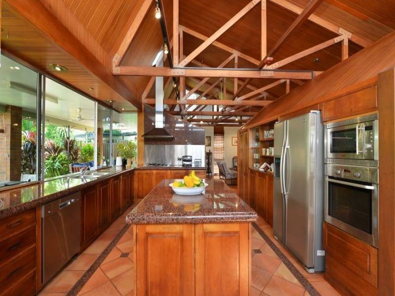 39 Kevin Street, Whitfield QLD 4870