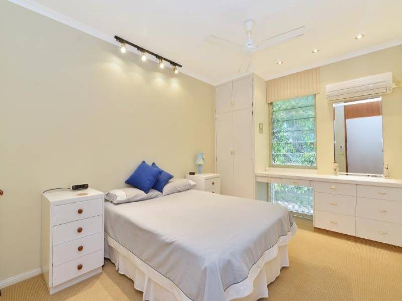 39 Kevin Street, Whitfield QLD 4870