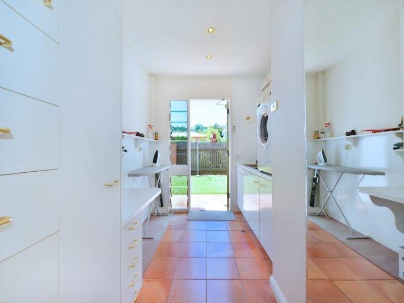 39 Kevin Street, Whitfield QLD 4870