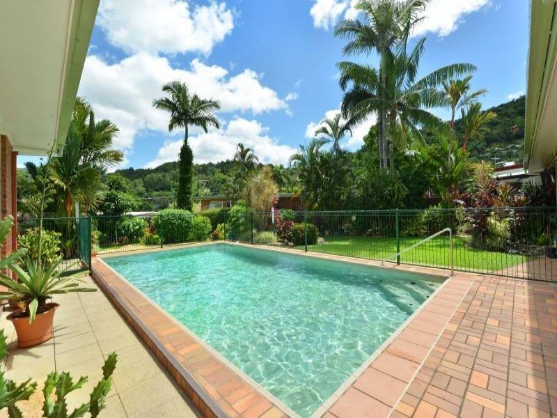 39 Kevin Street, Whitfield QLD 4870