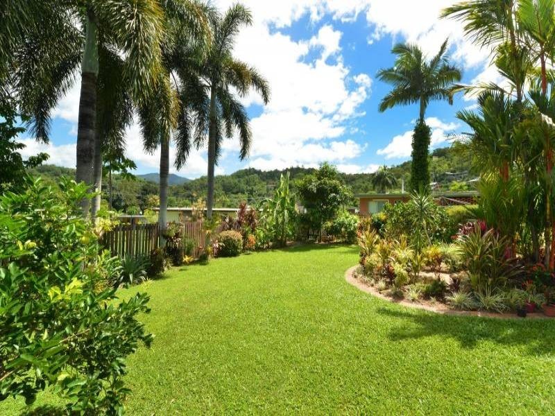 39 Kevin Street, Whitfield QLD 4870