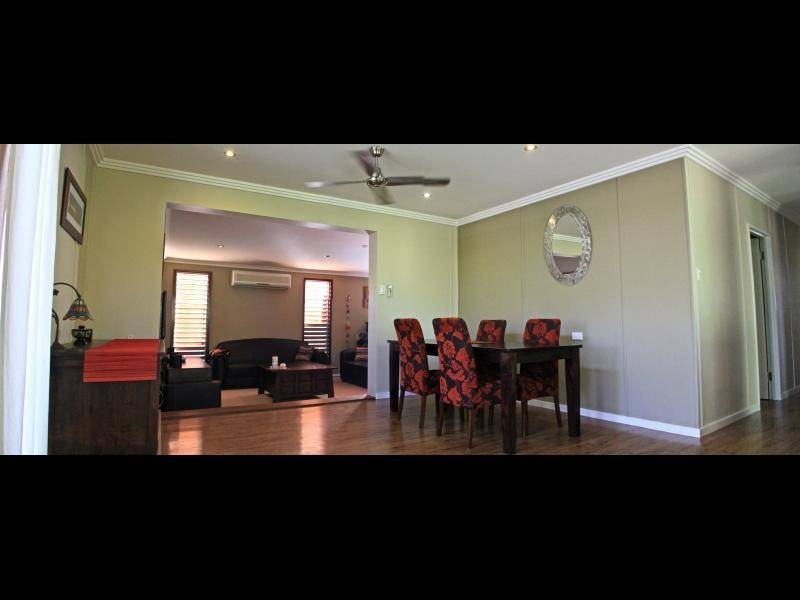 12 Hillview Crescent, Whitfield QLD 4870