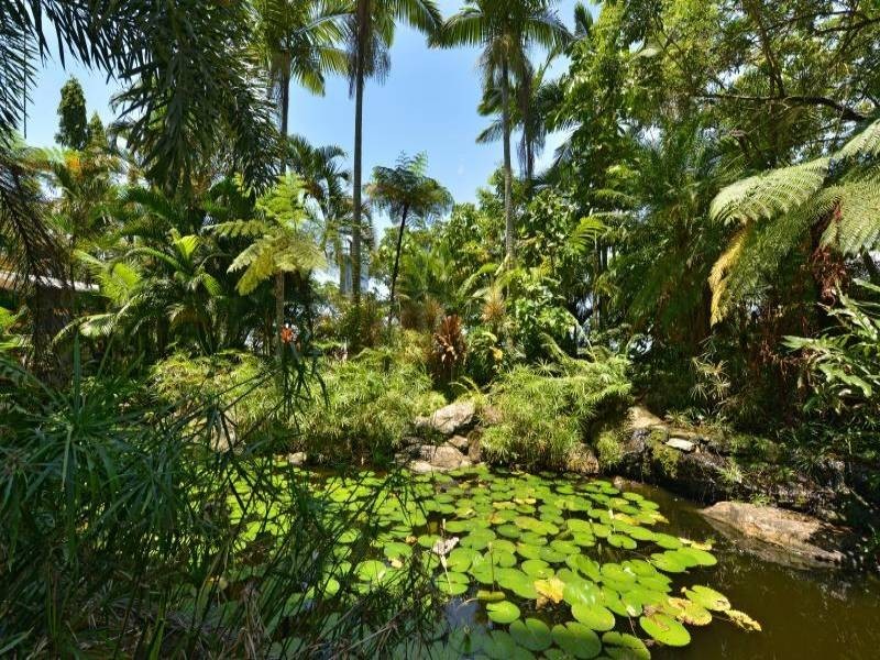 2/181 Esplanade, Cairns North QLD 4870