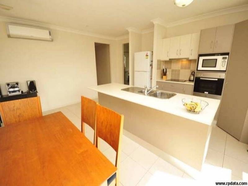 20 Pilosa Street, Redlynch QLD 4870