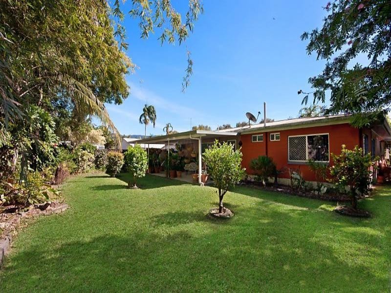 13 Huon Street, Trinity Beach QLD 4879