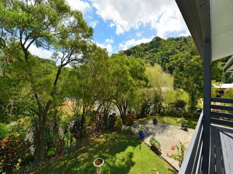 36 Mackey Close, Brinsmead QLD 4870