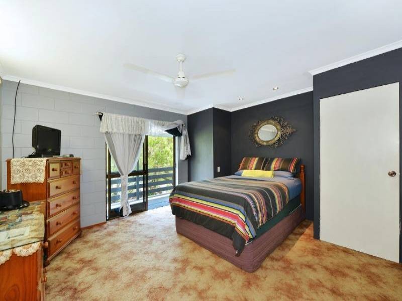 36 Mackey Close, Brinsmead QLD 4870