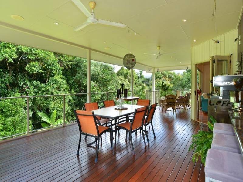 28 Gloucester Street, Whitfield QLD 4870