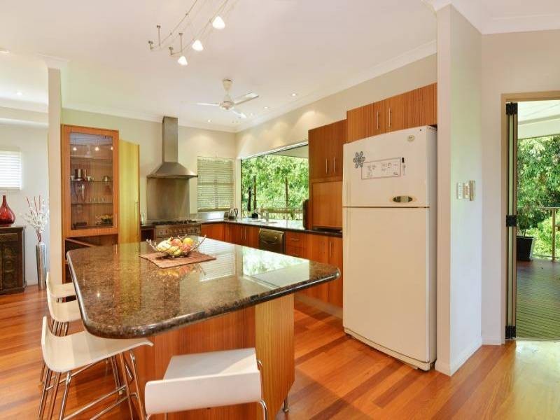 28 Gloucester Street, Whitfield QLD 4870
