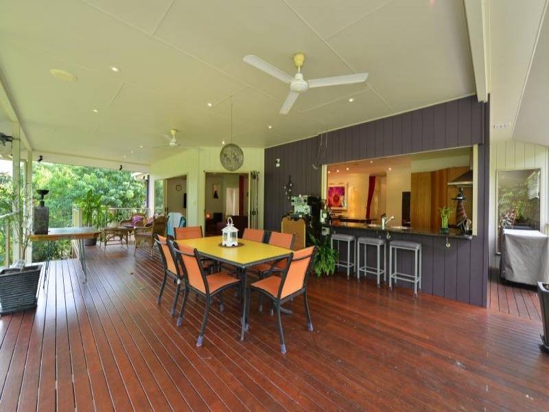 28 Gloucester Street, Whitfield QLD 4870