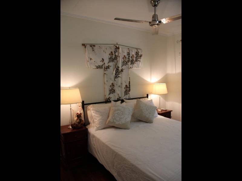 24 Hodel Street, Whitfield QLD 4870
