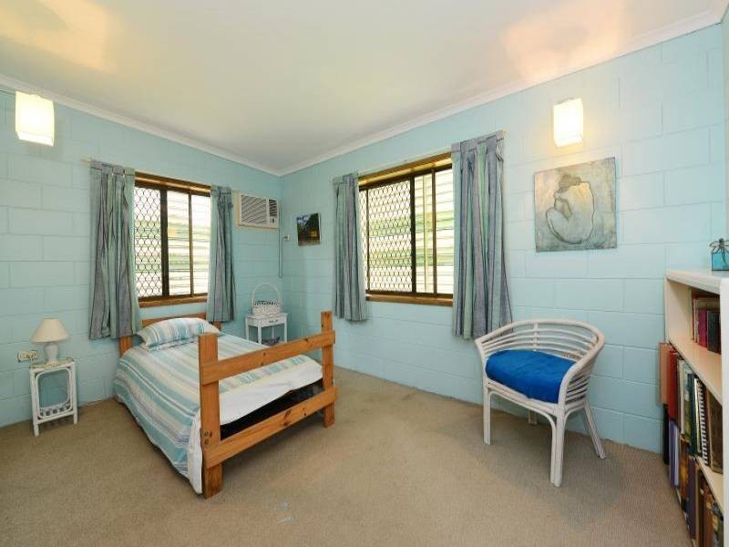 191 Irene Street, Kanimbla QLD 4870