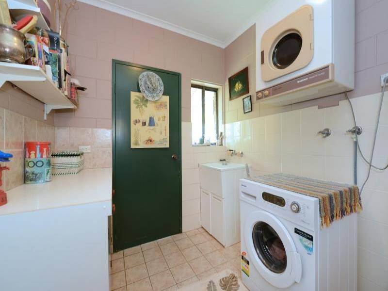 191 Irene Street, Kanimbla QLD 4870