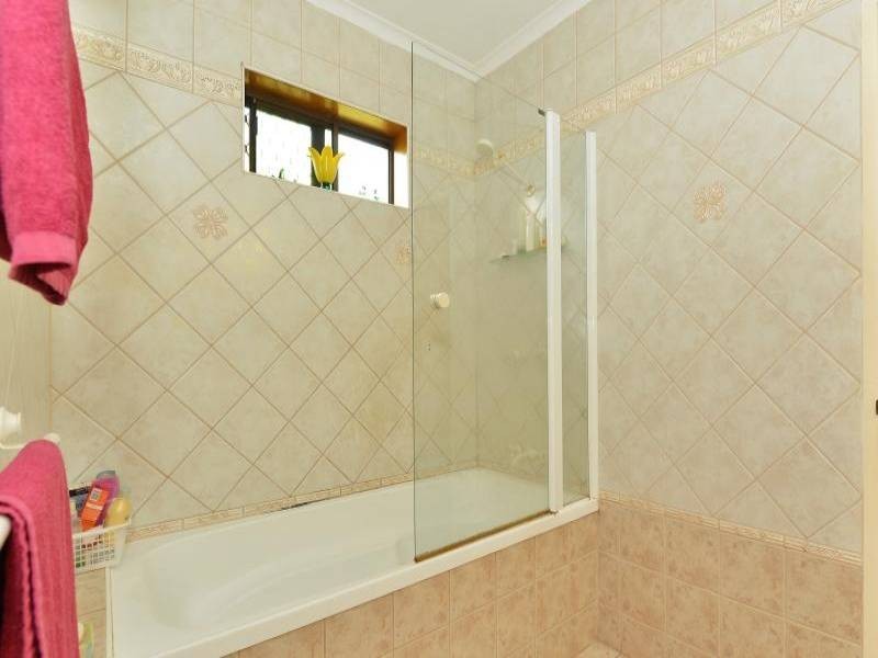 191 Irene Street, Kanimbla QLD 4870
