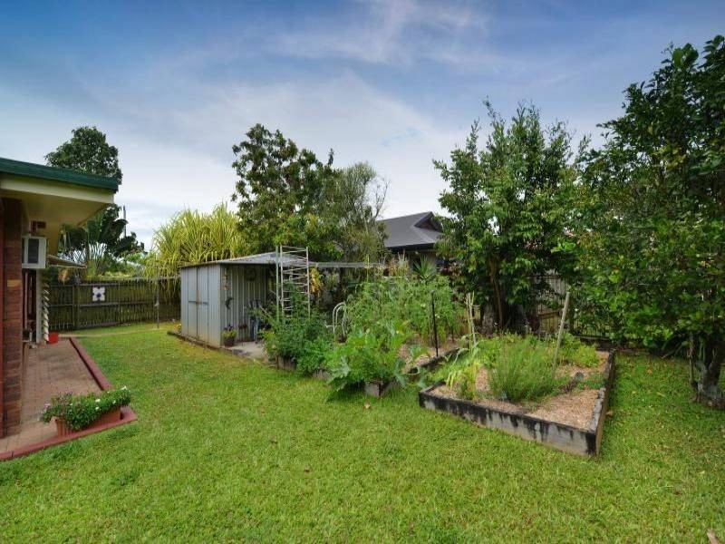 191 Irene Street, Kanimbla QLD 4870
