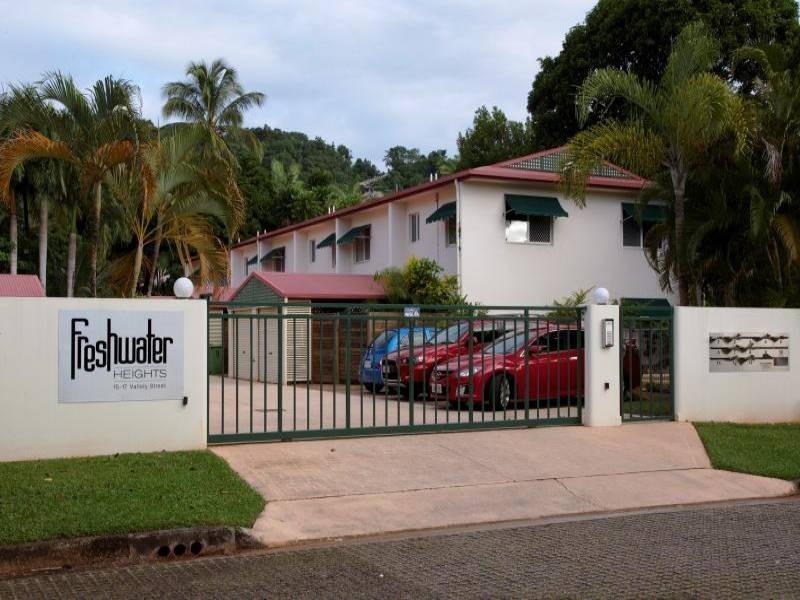 2/15-17 Vallely, Freshwater QLD 4870