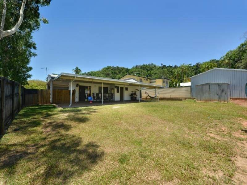 17 Longden Street, Brinsmead QLD 4870