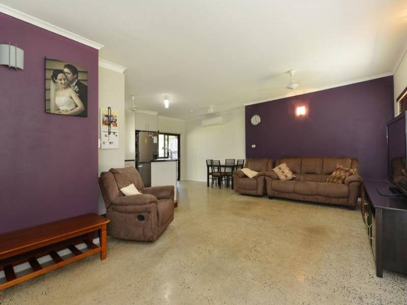 17 Longden Street, Brinsmead QLD 4870