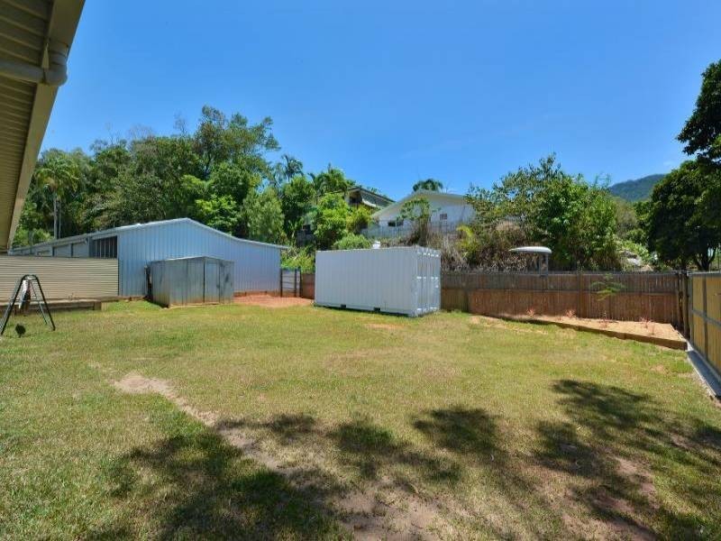 17 Longden Street, Brinsmead QLD 4870
