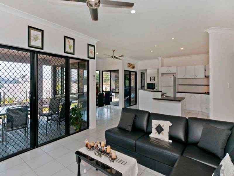 48 Flindersia Street, Redlynch QLD 4870