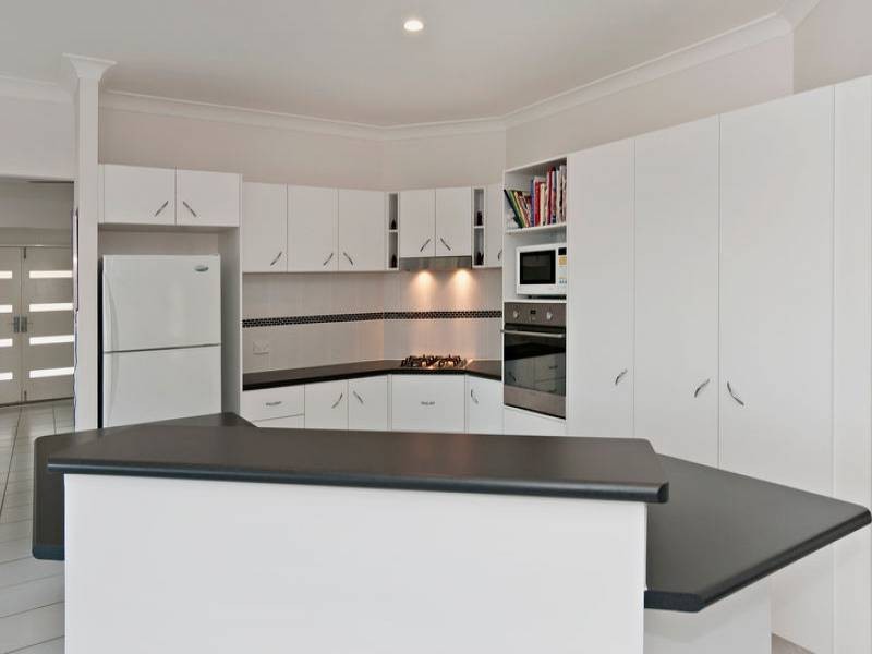 48 Flindersia Street, Redlynch QLD 4870