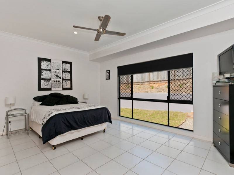 48 Flindersia Street, Redlynch QLD 4870