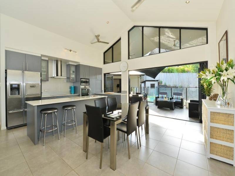 48 Pepperwood Street, Redlynch QLD 4870