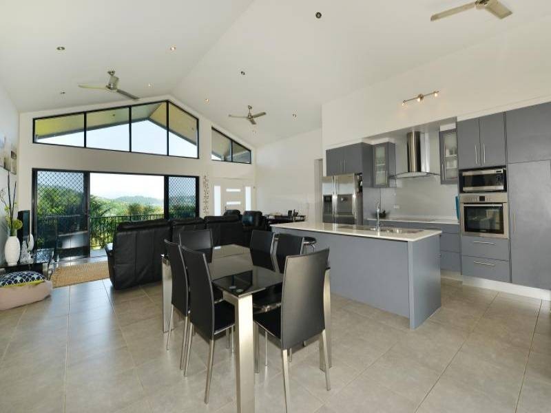 48 Pepperwood Street, Redlynch QLD 4870