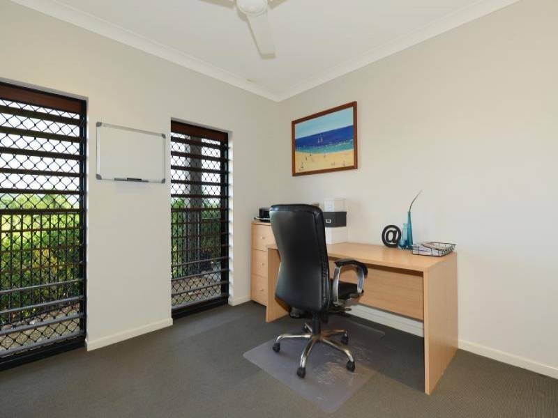 48 Pepperwood Street, Redlynch QLD 4870