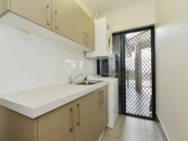 48 Pepperwood Street, Redlynch QLD 4870