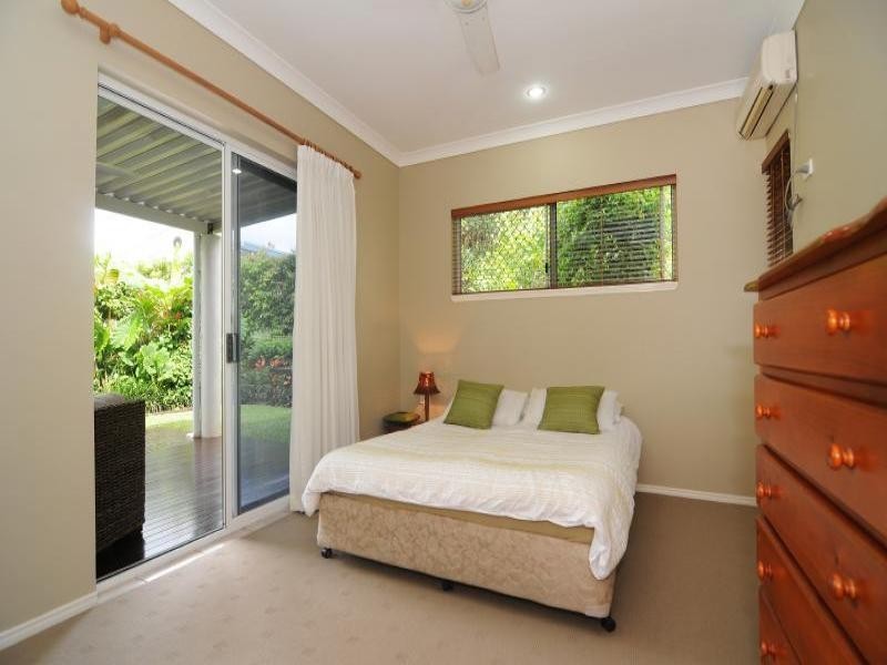 7 Rogers Close, Whitfield QLD 4870