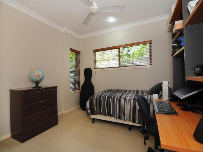 7 Rogers Close, Whitfield QLD 4870