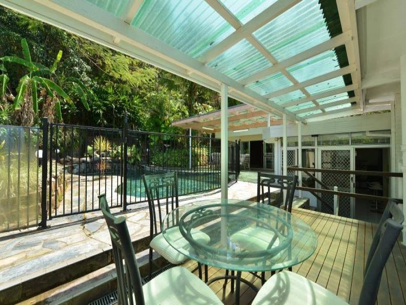 98 Hillview Crescent, Whitfield QLD 4870