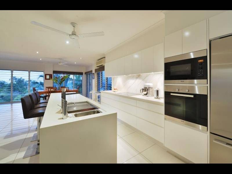 67 Flecker Street, Whitfield QLD 4870