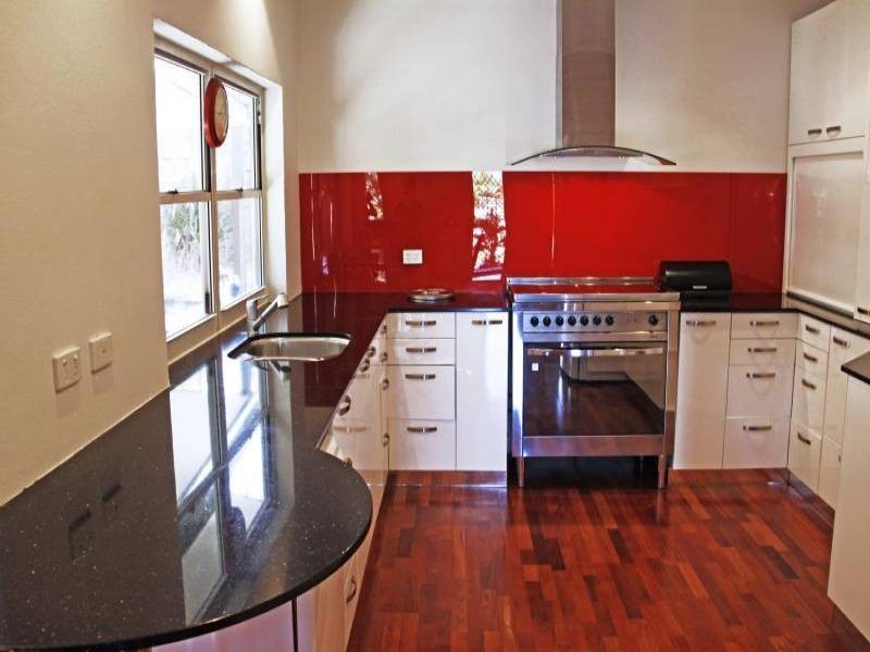 6 Fitzallan Close, Kanimbla QLD 4870