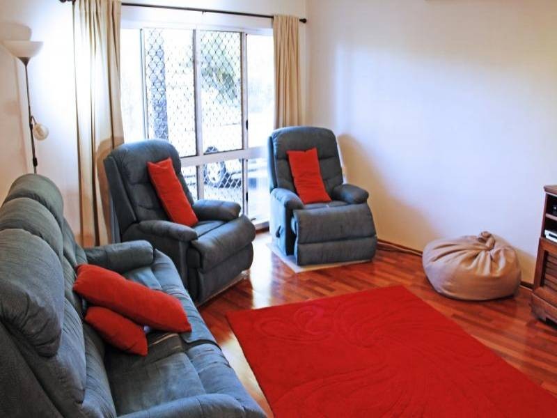 6 Fitzallan Close, Kanimbla QLD 4870