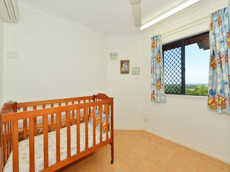 40 Pepperwood Street, Redlynch QLD 4870