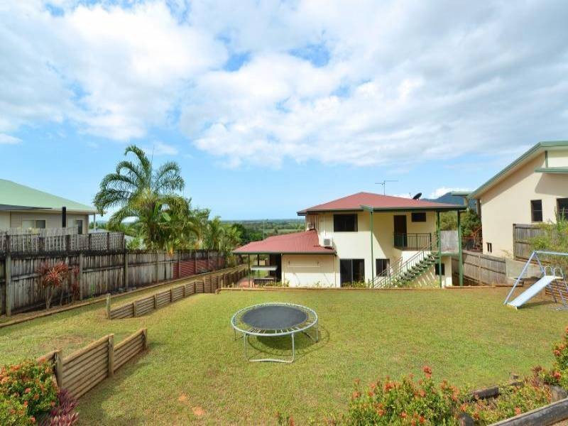 40 Pepperwood Street, Redlynch QLD 4870