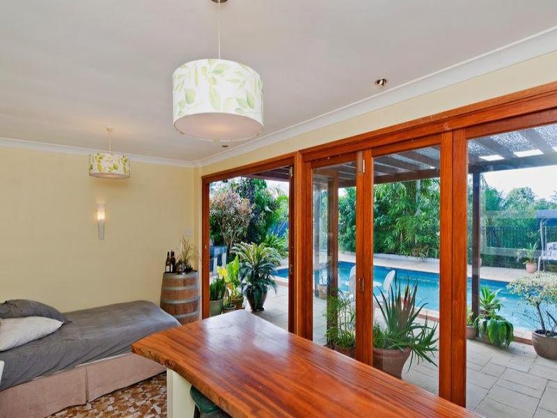 141 Hillview Crescent, Whitfield QLD 4870
