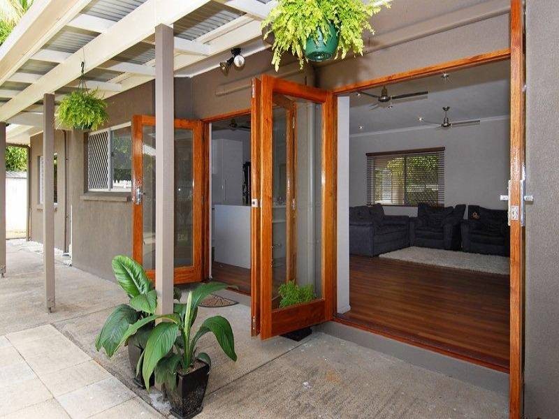 19 Boden St, Edge Hill QLD 4870