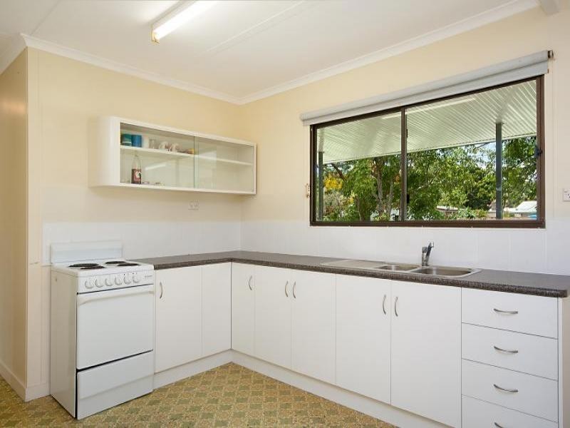 1 Snapper Island Drive, Wonga QLD 4873