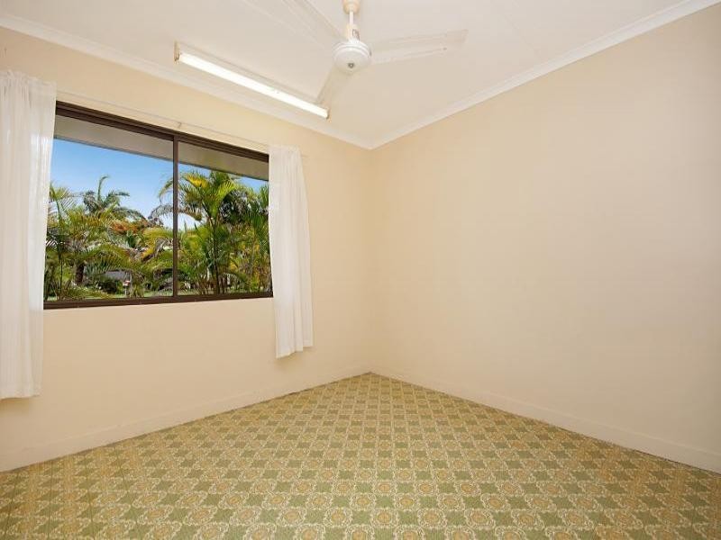 1 Snapper Island Drive, Wonga QLD 4873