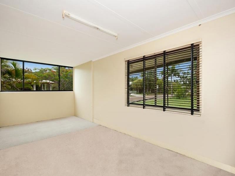 1 Snapper Island Drive, Wonga QLD 4873