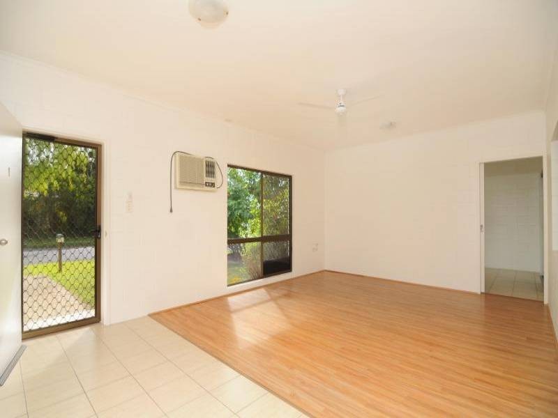 1 Prescott Street, Whitfield QLD 4870