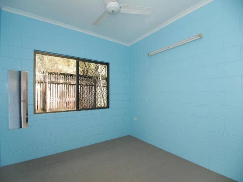 1 Prescott Street, Whitfield QLD 4870